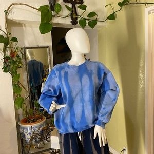 Tie die blue hoodie large